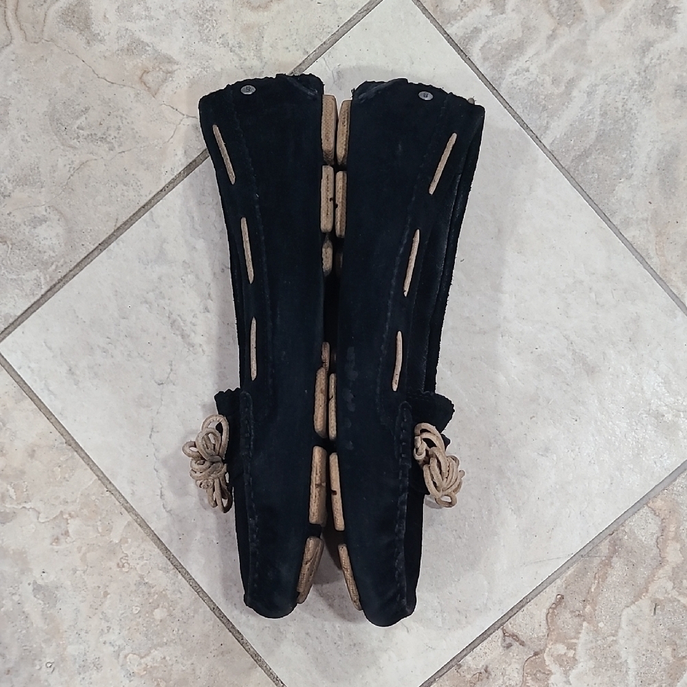 UGG Women's Black Moccasins with Tan Bow - Picture 7 of 9